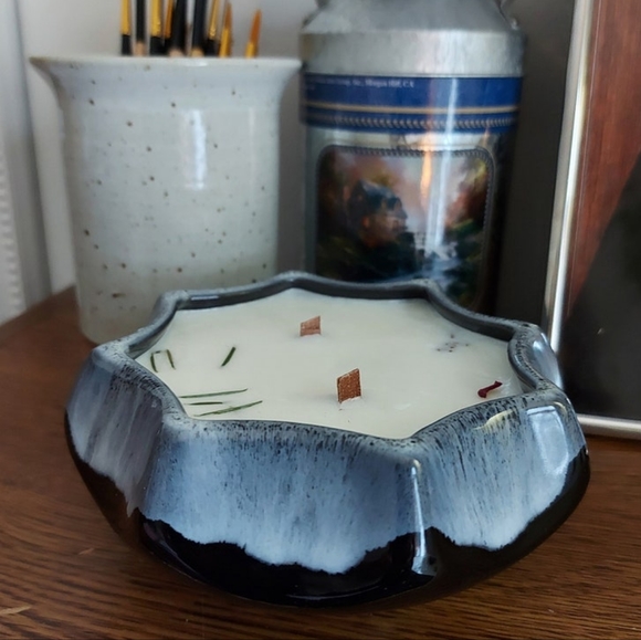 💛Host Pick💛 Hand made Organic soy candle - Picture 2 of 7